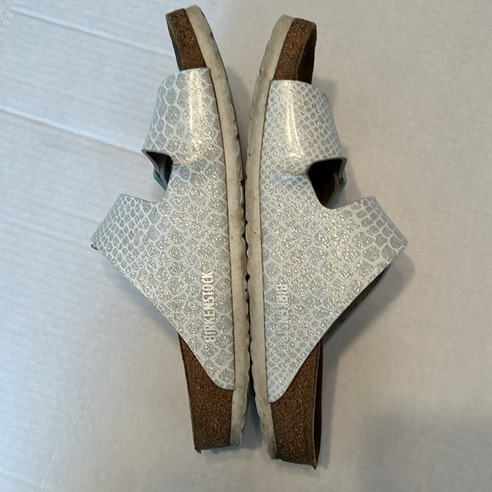 Birkenstock Arizona Sandals. Size 9-9.5 - Picture 3 of 14